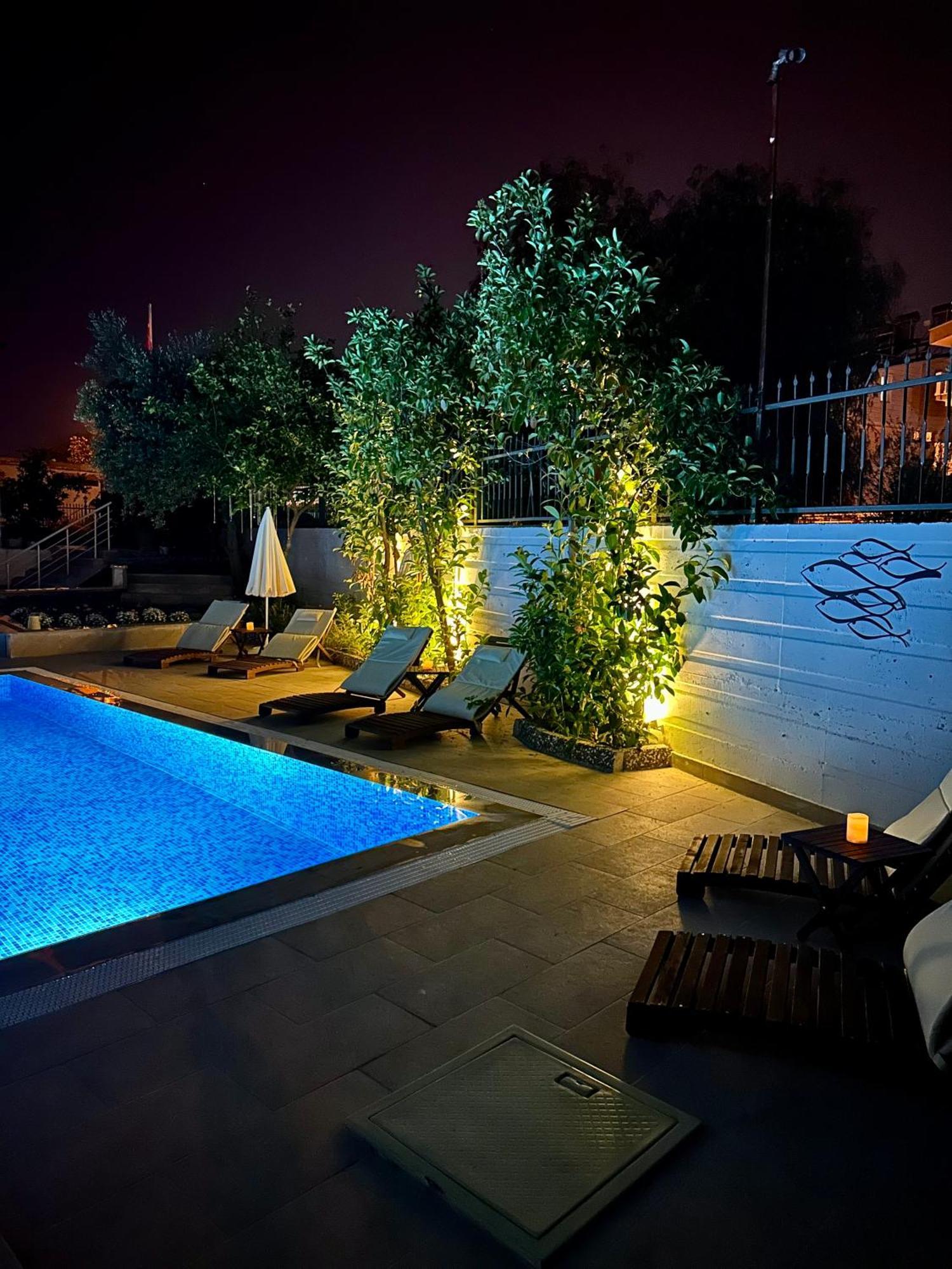 Oregano Suites Side Exterior photo