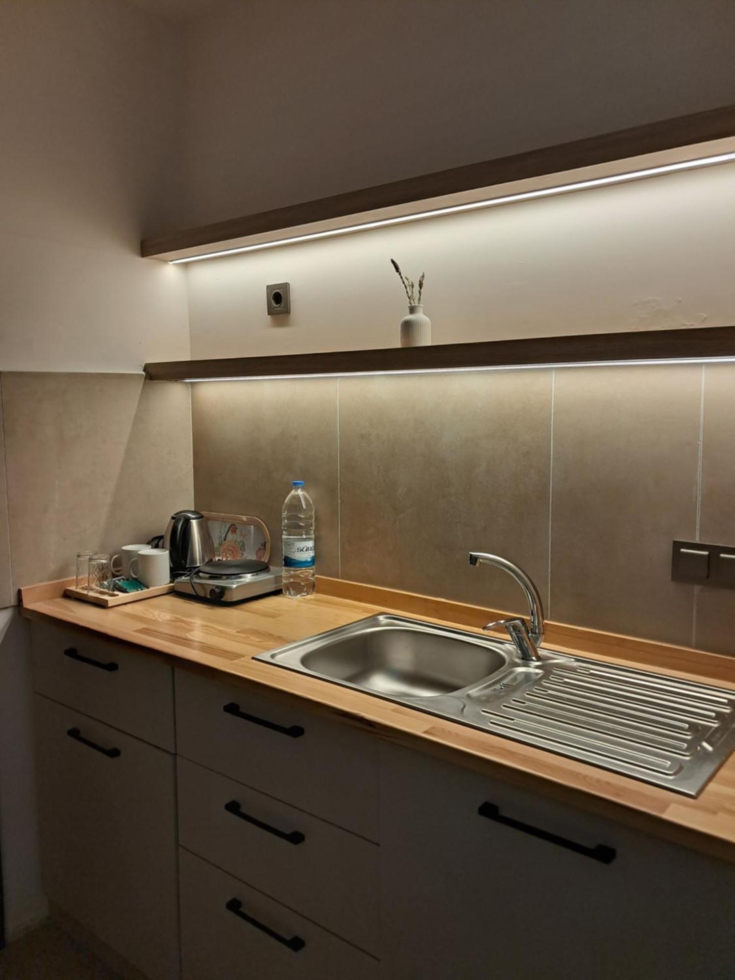 Oregano Suites Side Room photo